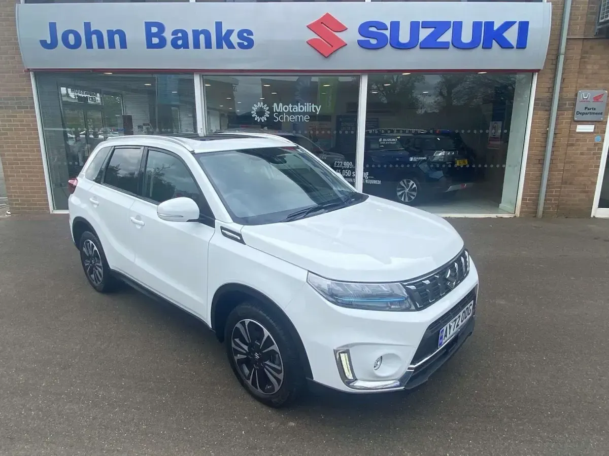 Used Suzuki Vitara SZ5 116 HP (85 kW) 2022 White SUV