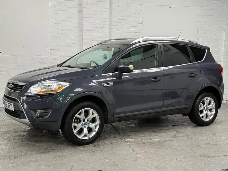 Used Ford Kuga Zetec 140 HP (102 kW) 2011 Blue SUV
