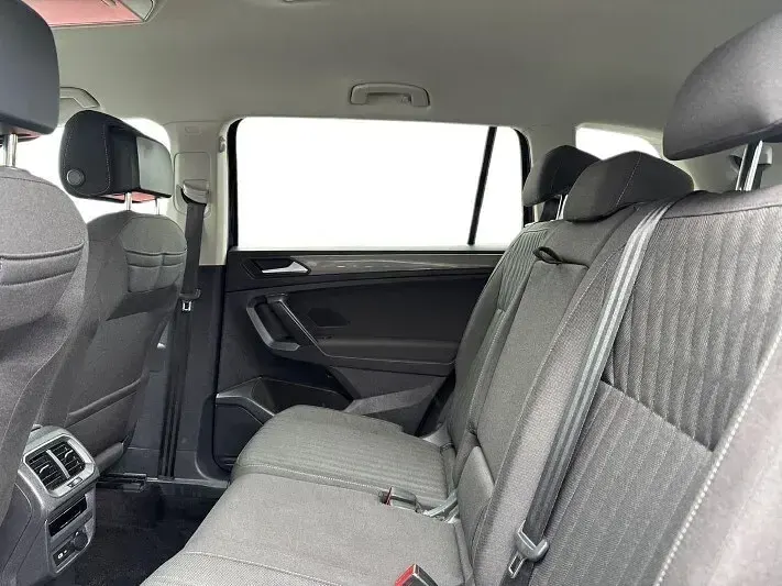 Used VW Tiguan Allspace Life 150 HP (110 kW) 2022 Blue SUV