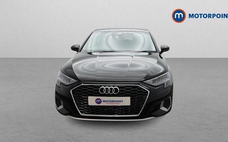 Used Audi A3 Sportback e-tron Sport 204 HP (150 kW) 2025 Hatchback