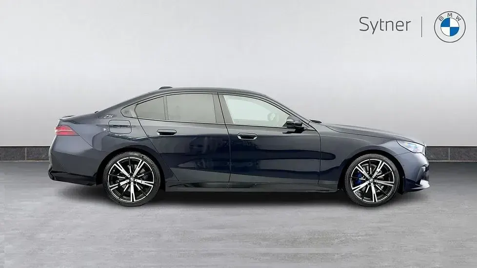 Used BMW 520 M Sport 205 HP (150 kW) 2025 Black