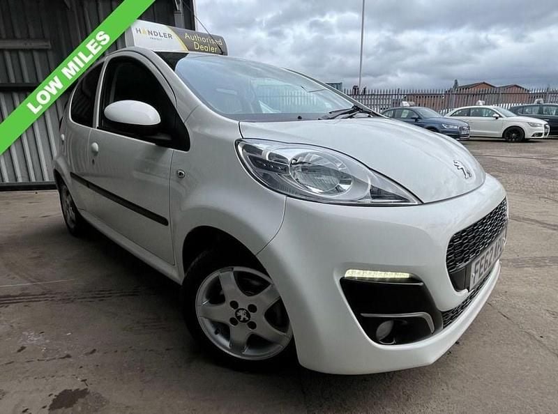 Used Peugeot 107 Allure 68 HP (50 kW) 2013 White Hatchback