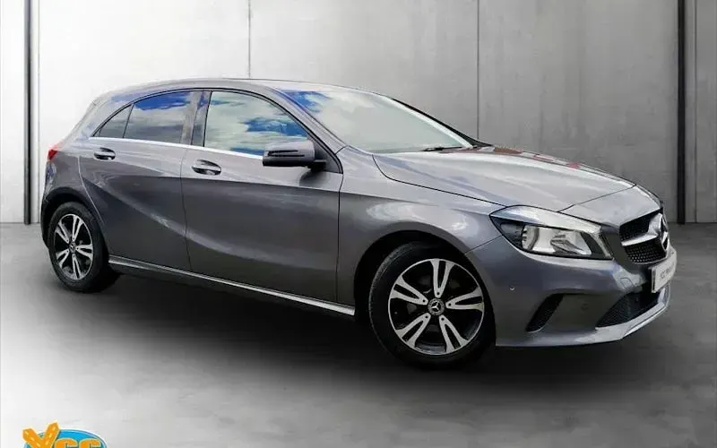 Usado Mercedes A180 Executive 109 HP (80 kW) 2017 Citadino