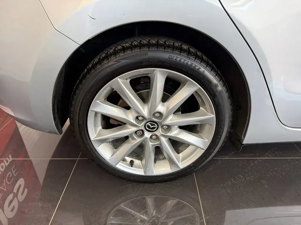 Used Mazda 3 Inclusive 2017 Silver Hatchback