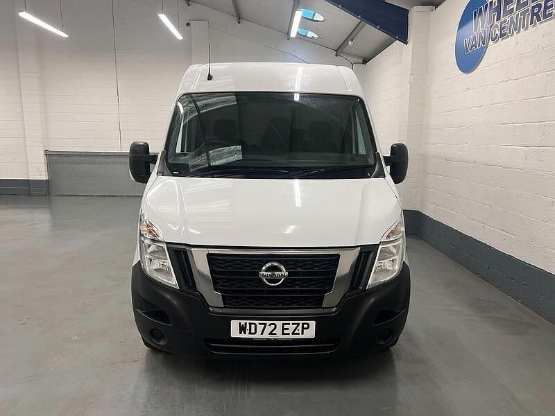 Used Nissan Interstar Acenta 135 HP (99 kW) 2023 White Van