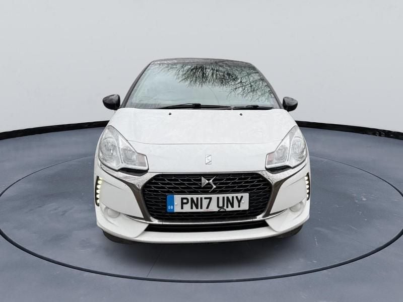 Used DS Automobiles DS3 Chic 2017 White Hatchback