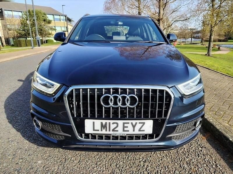 Begagnad Audi Q3 S-Line 140 HK (102 kW) 2012 Blå SUV