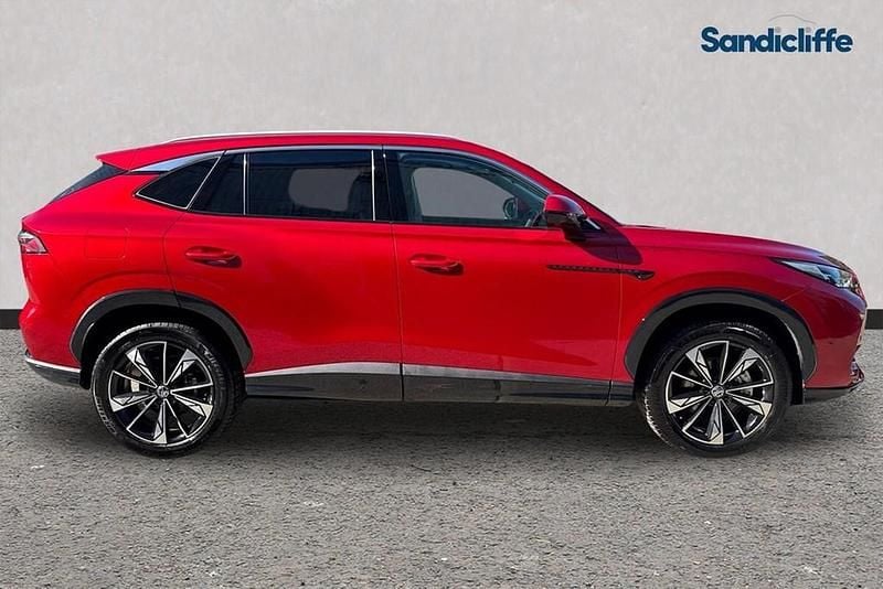 Used MG HS Trophy 170 HP (125 kW) 2024 Tri coat  dynamic red SUV