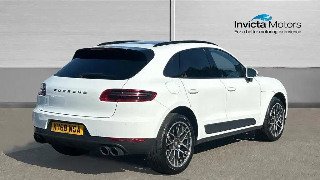Used Porsche Macan 252 HP (185 kW) 2018 White SUV