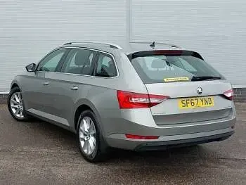 Used Skoda Superb SE 120 HP (88 kW) 2017 Beige Estate