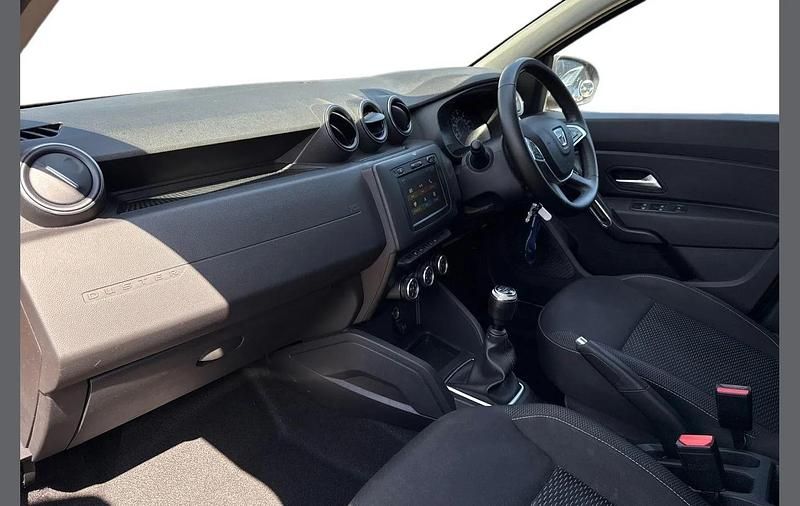 Begagnad Dacia Duster Comfort 115 HK (84 kW) 2018 Orange SUV
