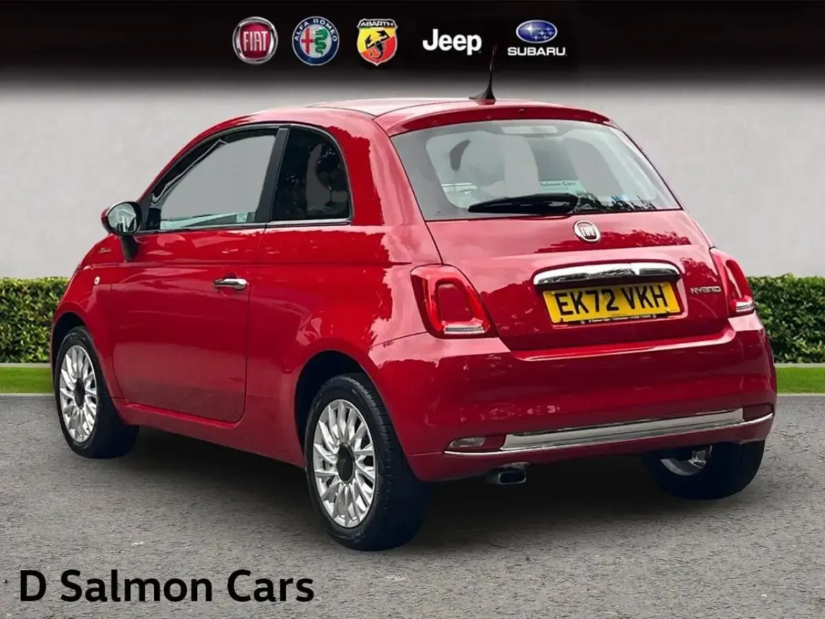 Used Fiat 500 Dolcevita 70 HP (51 kW) 2022 Red Hatchback