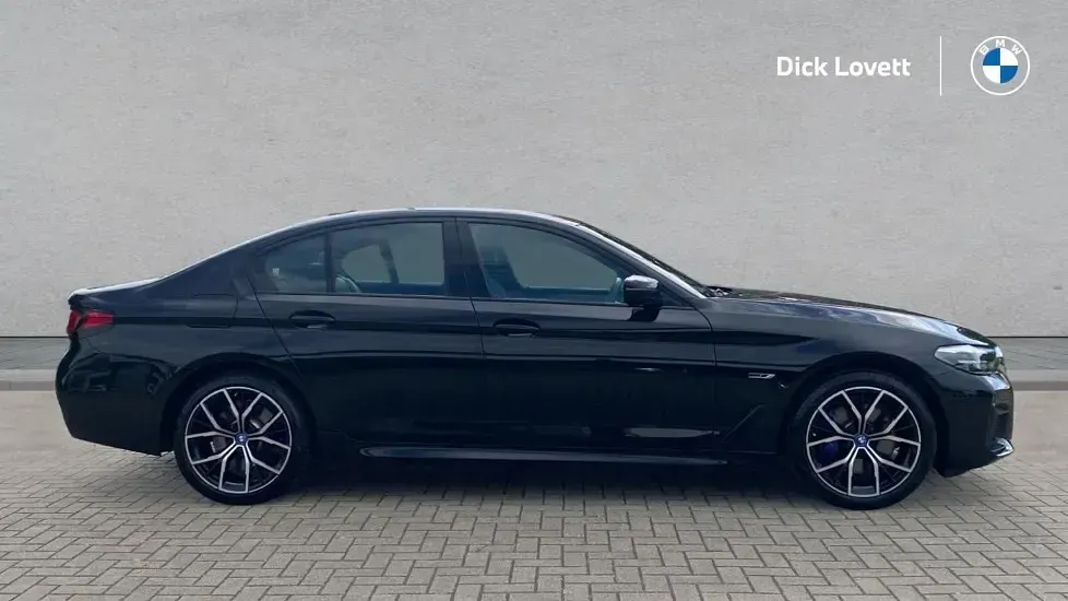 Used BMW 530e M Sport 288 HP (211 kW) 2022 Black Sedan
