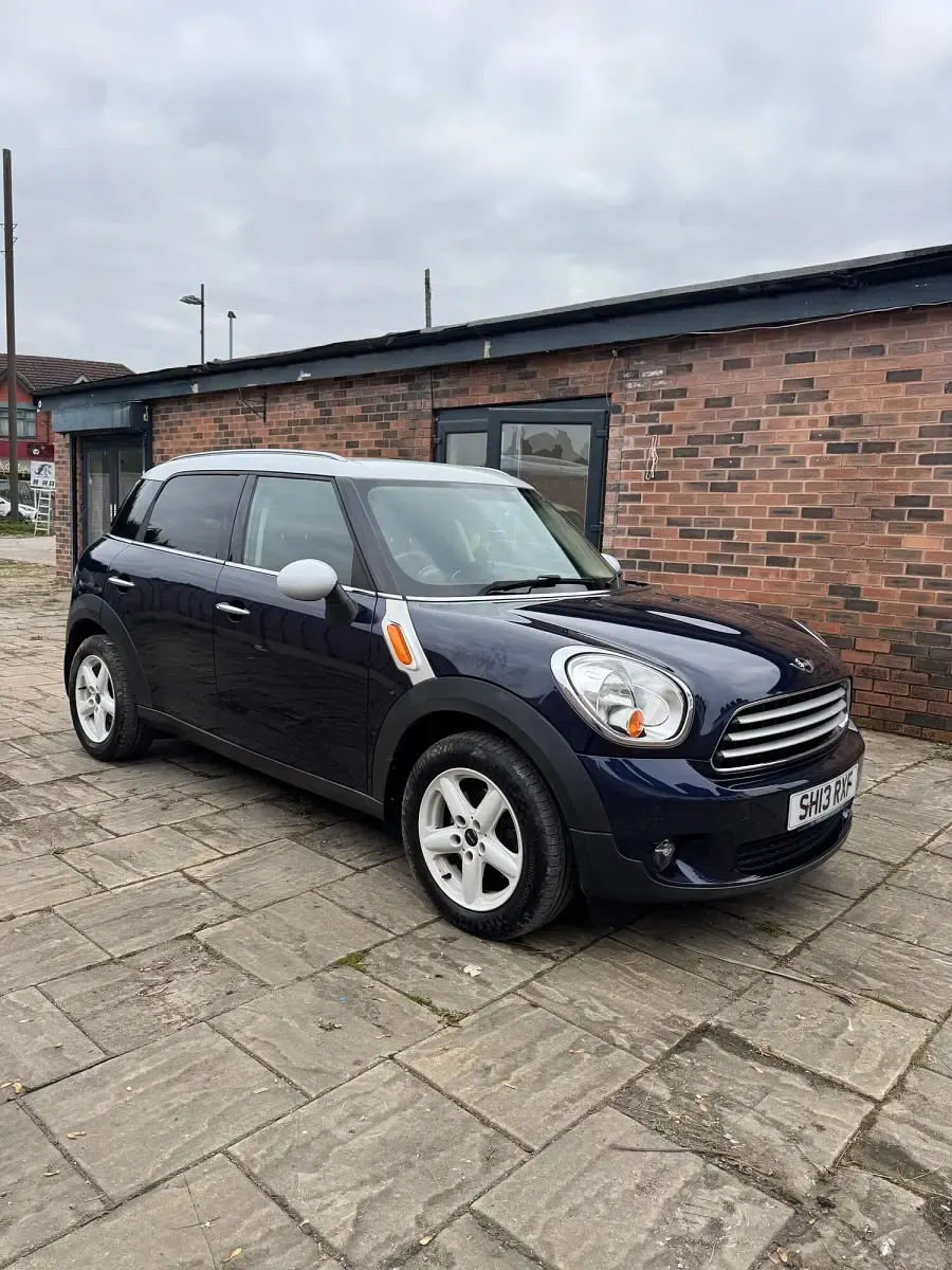 Used Mini Cooper 2013 Blue Hatchback