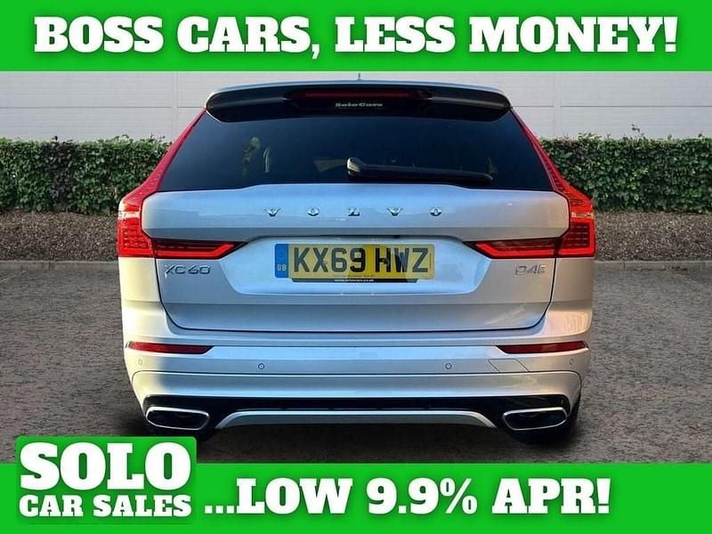 Used Volvo XC60 R-Design 190 HP (139 kW) 2019 Silver SUV