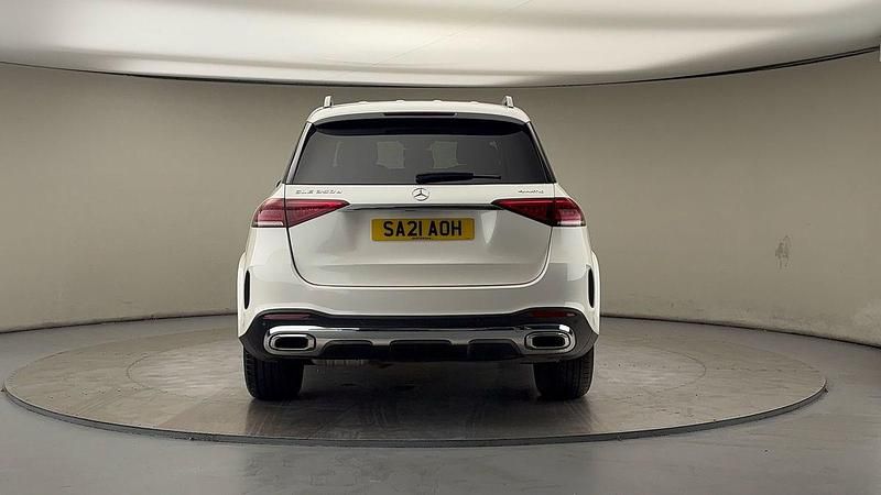 Used Mercedes GLE350 AMG line 272 HP (200 kW) 2021 Diamond white Estate