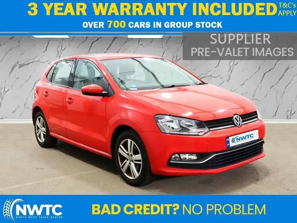 Used VW Polo SE 90 HP (66 kW) 2016 Red Hatchback