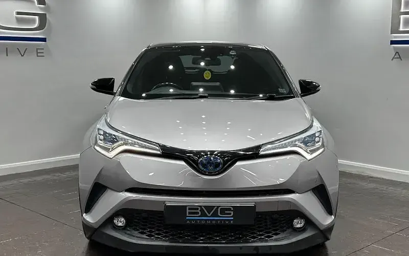 Used Toyota C-HR 122 HP (89 kW) 2019 Silver SUV