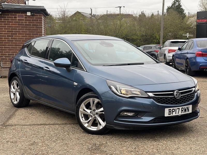 Used Vauxhall Astra SRi 150 HP (110 kW) 2017 Blue Hatchback