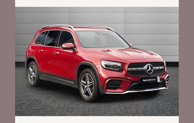Used Mercedes GLB220 AMG Line Premium 190 HP (139 kW) 2024 Patagonia red SUV