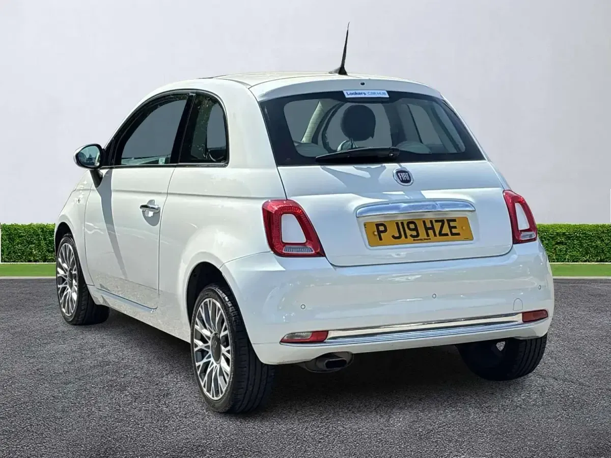 Used Fiat 500 Lounge 69 HP (50 kW) 2019 White Hatchback