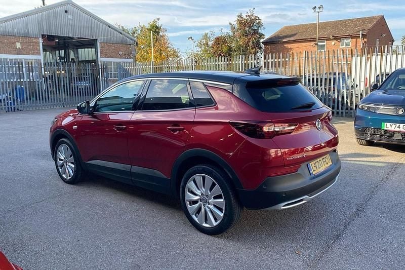 Red Used 2020 Vauxhall Grandland X Elite SUV | £14,995 (Fair price) - Image 1/3