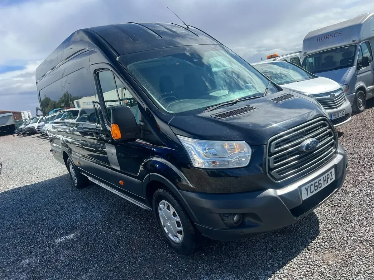 Used Ford Transit Trend 125 HP (91 kW) 2016 Black Van