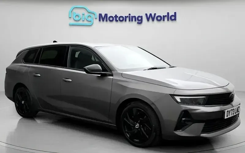Begagnad Vauxhall Astra 179 HK (131 kW) 2025 Kombi