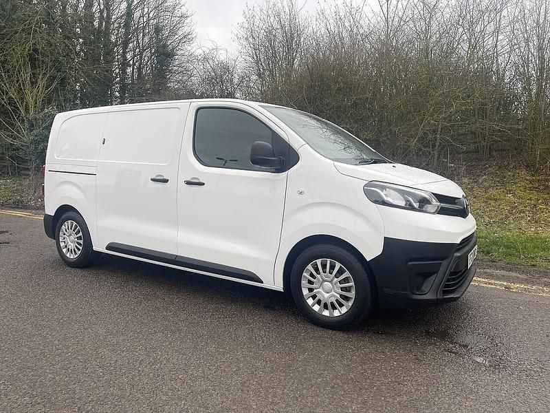Used Toyota Proace 2021 White MPV
