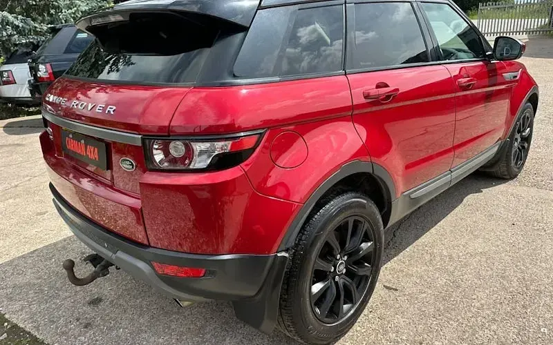 Used Land Rover Range Rover evoque Pure 190 HP (139 kW) 2015 Hatchback