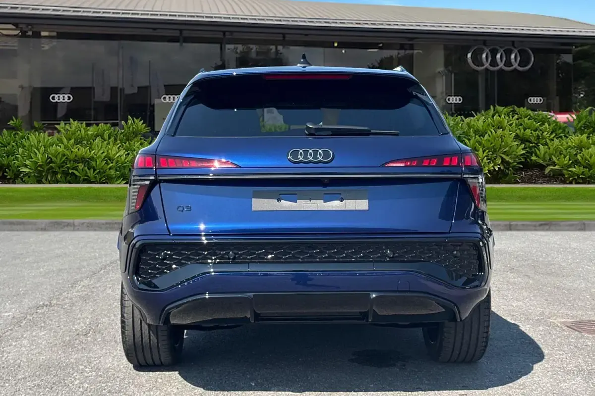 New Audi Q3 150 HP (110 kW) 2026 Blue SUV