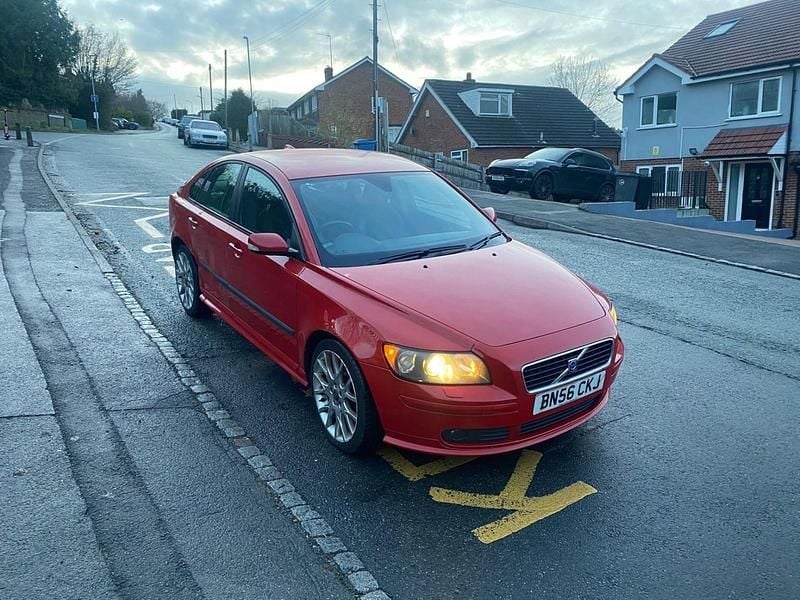 Red Used 2006 Volvo S40 Sedan | £795 (Fair price) - Image 1/4