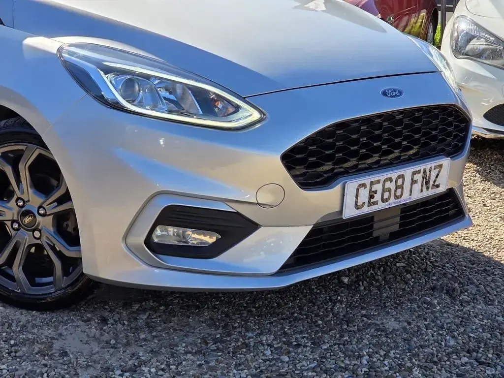 Used Ford Fiesta ST-Line 100 HP (73 kW) 2018 Silver Hatchback