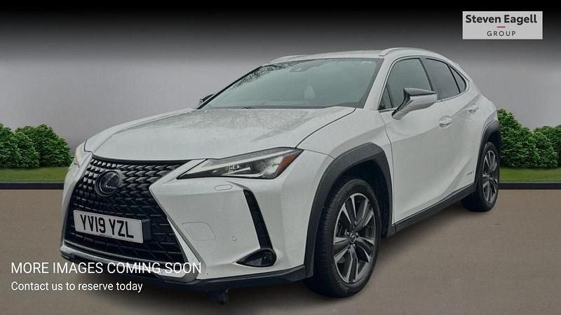 Used Lexus UX 250h 2019 White SUV