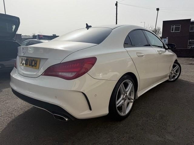 Used Mercedes CLA200 AMG 136 HP (100 kW) 2016 White Sedan