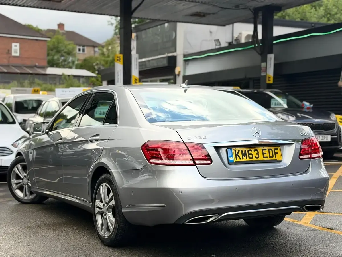 Used Mercedes E220 SE 2013 Silver Sedan