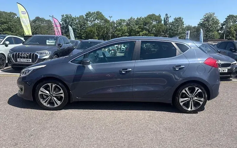 Used Kia Ceed 136 HP (100 kW) 2017 Blue Hatchback