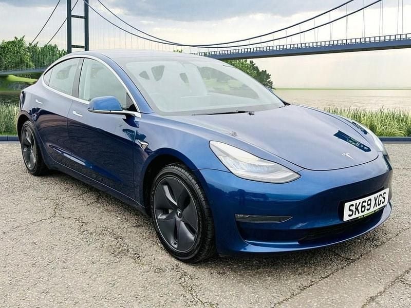 Used Tesla Model 3 Standard Range 239 kW (325 HP) 2019 Blue Sedan
