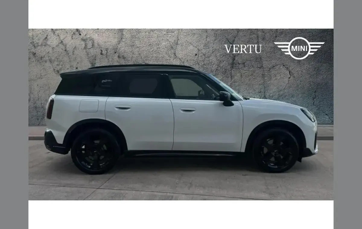 Used Mini Countryman Sport 170 HP (125 kW) 2024 White SUV