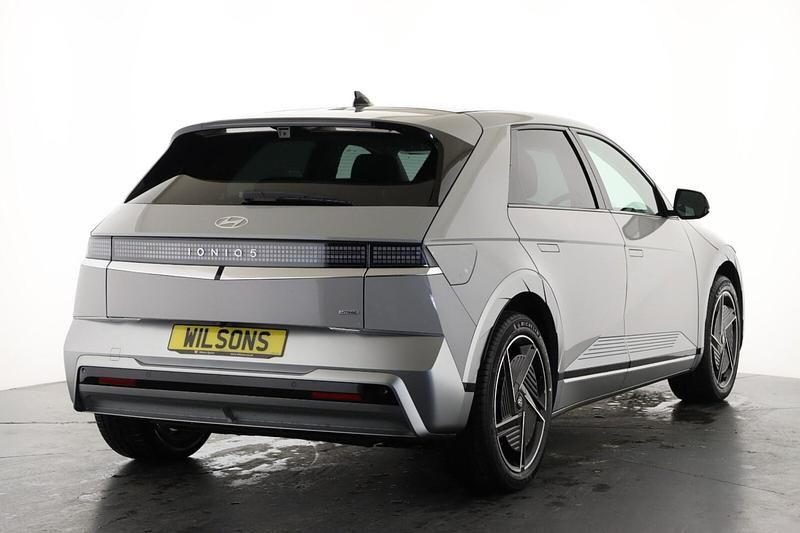 New Hyundai Ioniq Ultimate 167 kW (228 HP) 2025 Hatchback