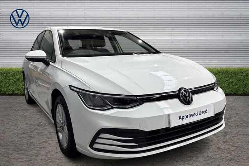 Used VW Golf VII Life 150 HP (110 kW) 2021 White Hatchback