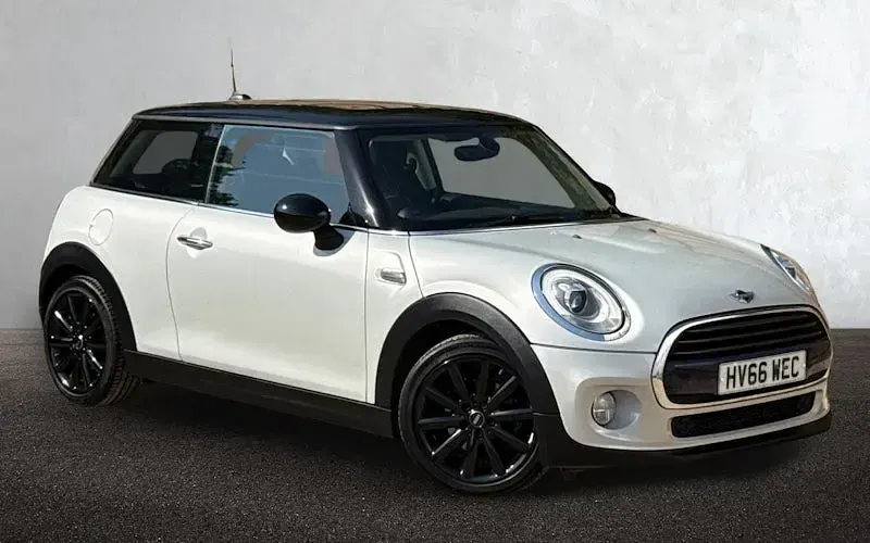 Used Mini Cooper Hatch 136 HP (100 kW) 2017 Hatchback