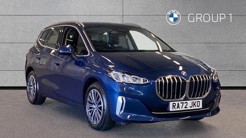 Used BMW 225 Active Tourer Luxury Line 242 HP (177 kW) 2023 Blue MPV