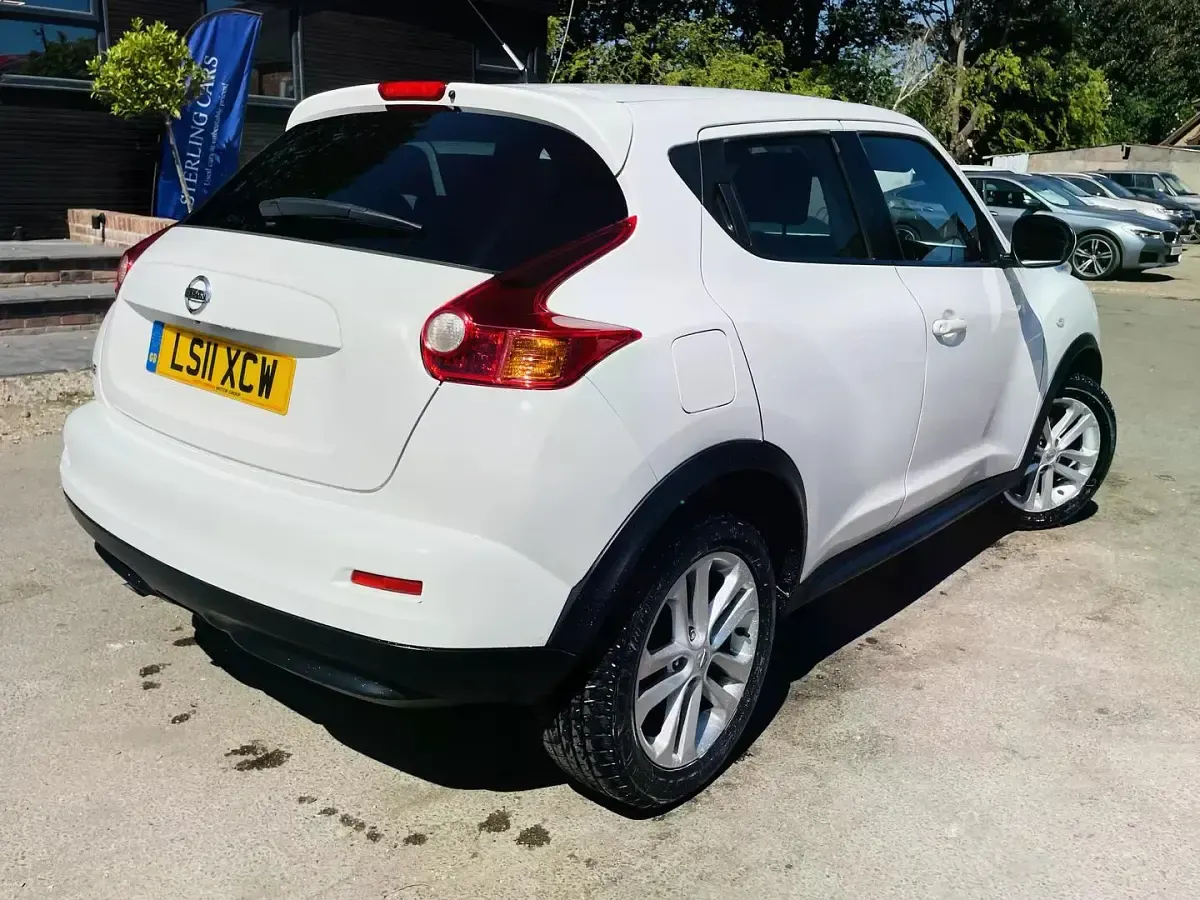 Used Nissan Juke Acenta 2011 White SUV
