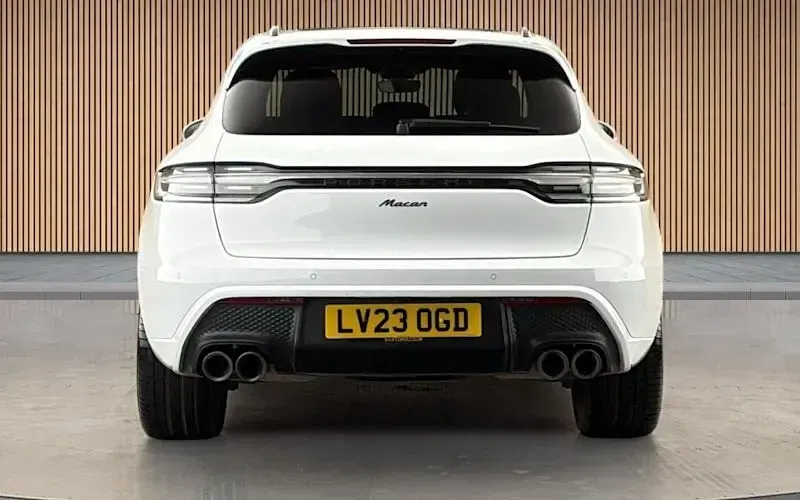 Used Porsche Macan 265 HP (194 kW) 2025 SUV