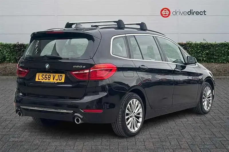 Used BMW 220 Luxury Line 190 HP (139 kW) 2018 Black Estate