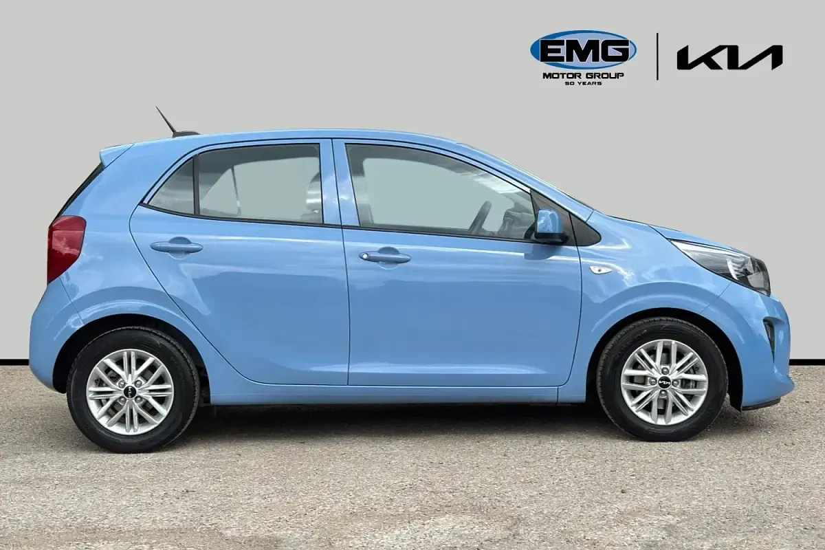 Used Kia Picanto 66 HP (48 kW) 2022 Blue Hatchback