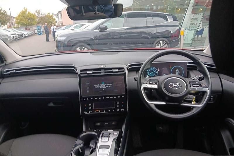 Used Hyundai Tucson SE 227 HP (166 kW) 2022 Red SUV