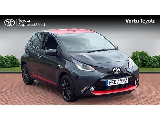 Grey Used 2017 Toyota Aygo x-press Hatchback | £7,999 (Fair price) - Image 1/4