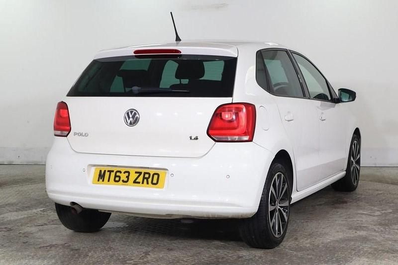 Used VW Polo Edition 85 HP (62 kW) 2013 White Hatchback